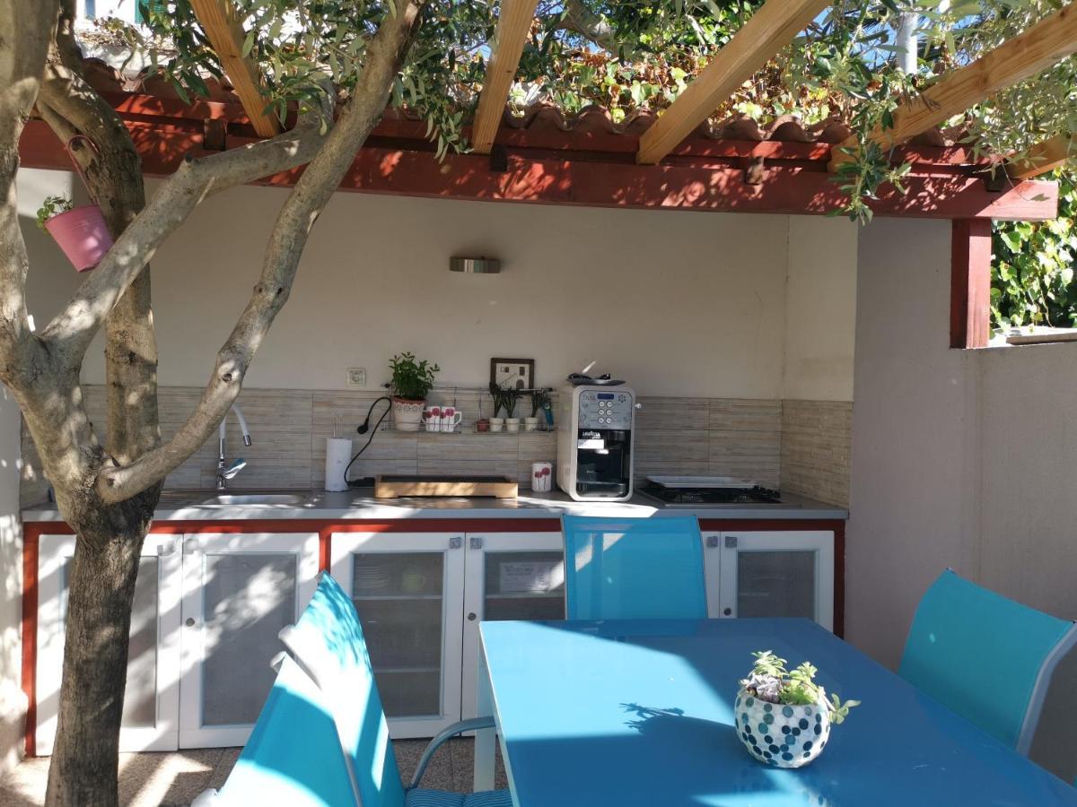 Villa Maris- Beachfront Villa With Exclusive Pool Podstrana Exterior foto